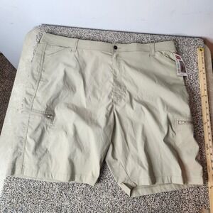 Wrangler Performance Cargo Utility Shorts Size 42 Brown Relaxed Fit 9.5‎ Inseam